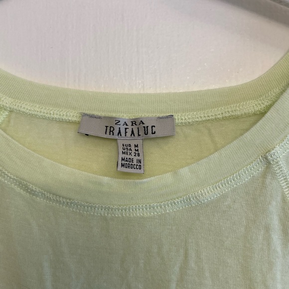 Zara Graphic Tshirt - Picture 2 of 4